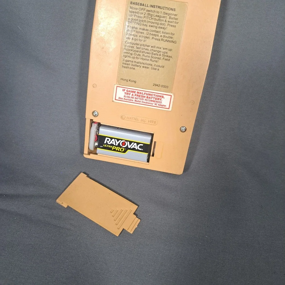 VTG 1978 Mattel Electronics Baseball Handheld Game Retro Portable Console WORKS